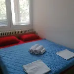 In The Center Of アパート *