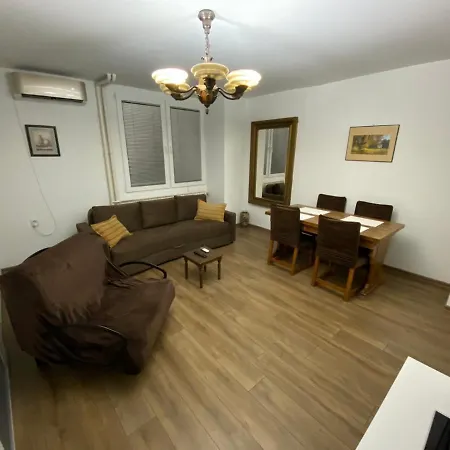 In The Center Of Appartement *